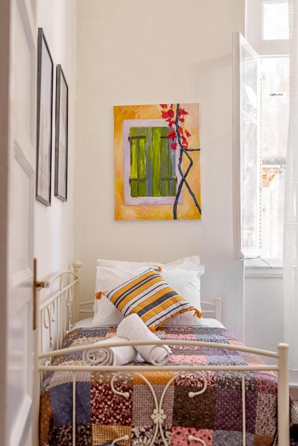 Jomi House Of Art, Old Corfu Town *